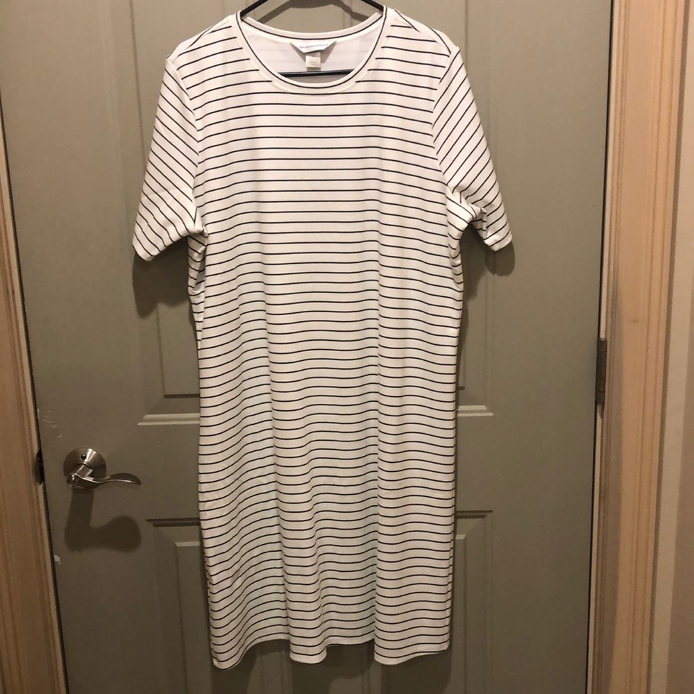 Christopher & Banks T-shirt dress